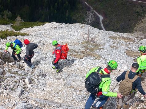 Due Escursionisti Bloccati Sul Monte Peralba Dalla Paura