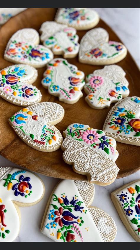 Pin by Ariane Zurcher on Cookie decorating ideas | Cookie decorating, Beautiful cookies ...