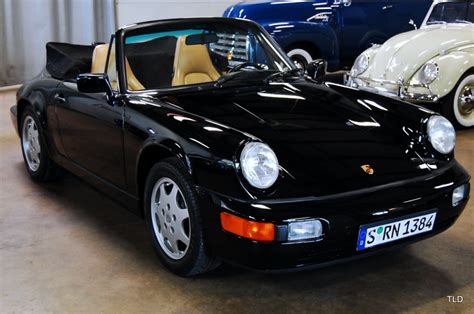 1990 Porsche 911 Carrera 4 Cabriolet