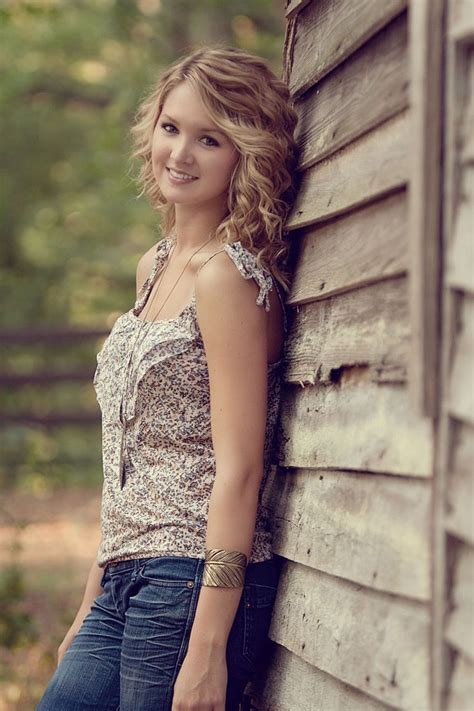 Southern Senior Portraits Rustic Barn Charleston Senior Portrait Photographer Ava Moore P