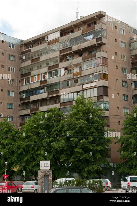 Housing block in Ploiesti Romania Eastern Europe Stock Photo - Alamy