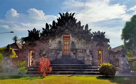 Rekomendasi Wisata Budaya Di Bali Empat Pura Di Buleleng Bali Dengan