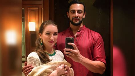 ‘aisha’ Actor Arunoday Singh Parts Ways With Canadian Wife Lee Elton