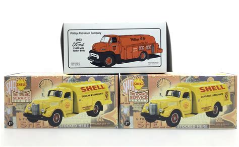 Lot - Replica Die Cast Tanker Trucks