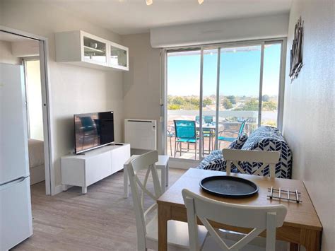 Bel Appartement 4 Pers Sur La Grande Plage Saint Gilles Croix De Vie