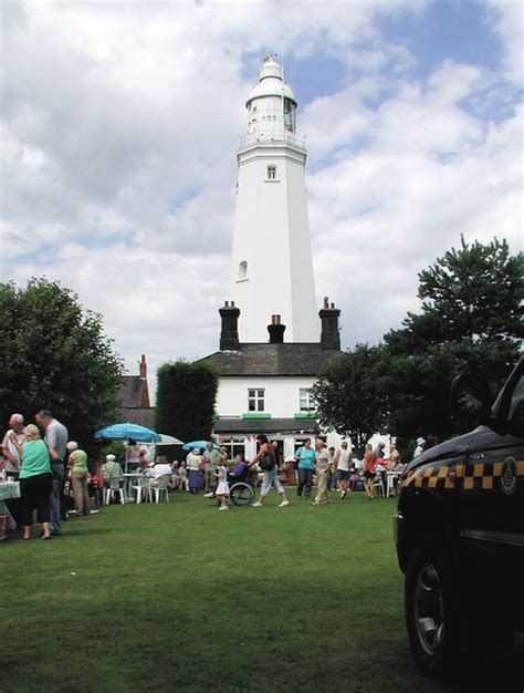 Withernsea Lighthouse Paul Glazzard Cc By Sa Geograph Britain