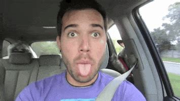 Goofy-Face GIFs - Find & Share on GIPHY