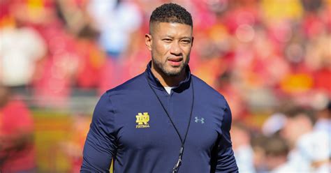 Insider Names Notre Dame Coach Marcus Freeman Nfl Candidate