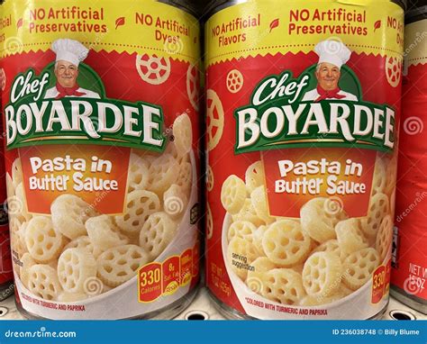 Chef Boyardee Pasta On A Retail Store Shelf Pasta Wheels Editorial