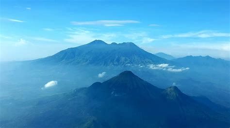 Gunung Arjuno Welirang Terbakar Aktivitas Pendakian Ditutup Okezone News