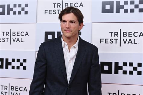 Ashton Kutcher qué es vasculitis la enfermedad que padece el actor