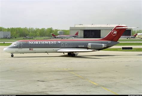 N623NW Northwest Airlines McDonnell Douglas DC 9 32 Photo By Mark