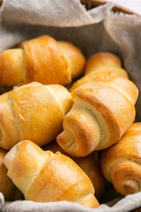 This Best Easy Crescent Rolls Recipe Makes Flaky And Tender Crescent Rolls Every Time Homemade