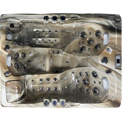 Bern luxury spa. 3-person spa designed with ultimate comfort.