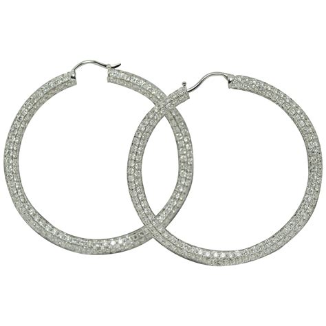 Harry Winston Diamond Gold Hoop Earrings At 1stdibs Harry Winston Diamond Hoop Earrings Harry