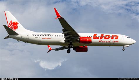 PK LSZ Boeing 737 96NER Lion Air Aviaditama JetPhotos