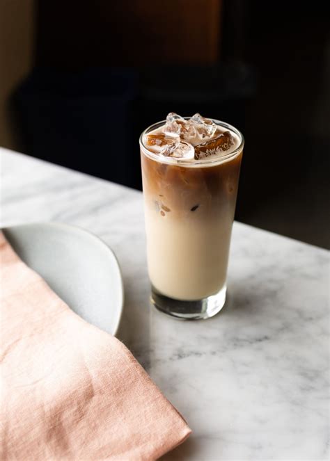 Coffee & Vanilla Bean Tea Latte | Tea recipes, Vanilla coffee, Smoothie ...