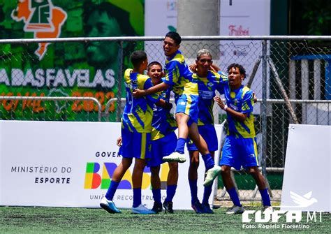 Sele O Masculina Passa Para As Quartas De Final No Favel O