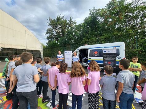 Foto Ora De Educa Ie Rutier A Poli I Tilor Vr Nceni Cu Elevii Unei