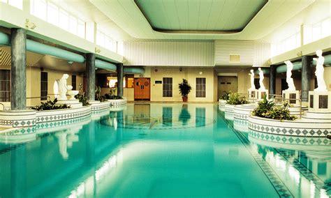 Grand Hotel Malahide – Universal Media