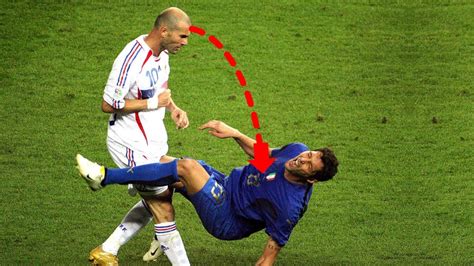 Create Meme Zinedine Zidane Hit Materazzi With His Head The Zidane