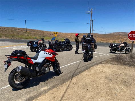 2020 Suzuki V-Strom 1050xt: All nice, no vice - CNET