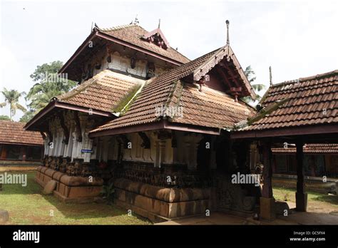 Kerala style architecture hi-res stock photography and images - Alamy