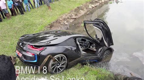 Bmw I8 Accident Youtube