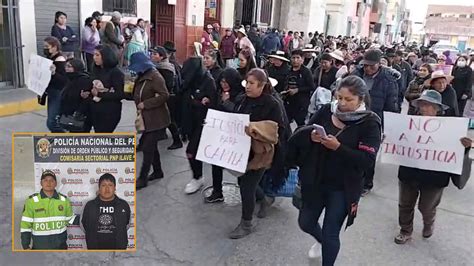 Ilave Con Pancartas En Manos Familiares Salieron A Las Calles