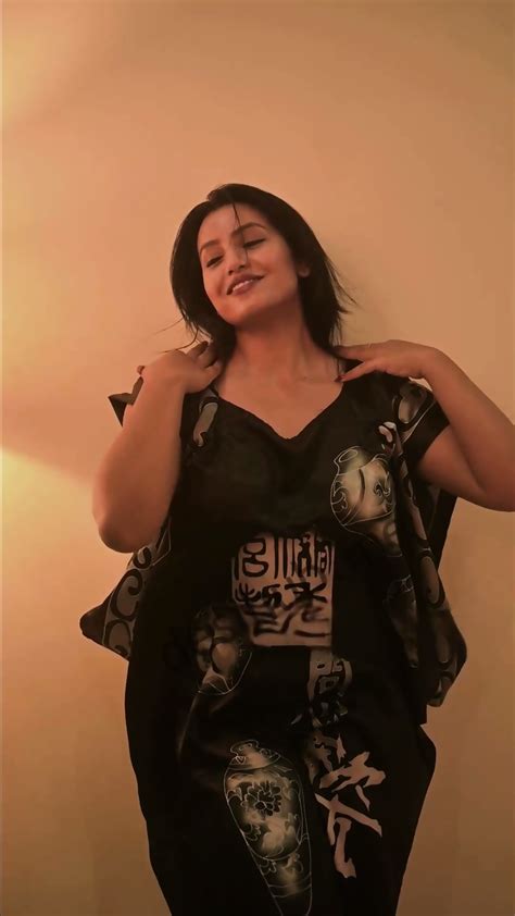 Indian Mature Model Tease