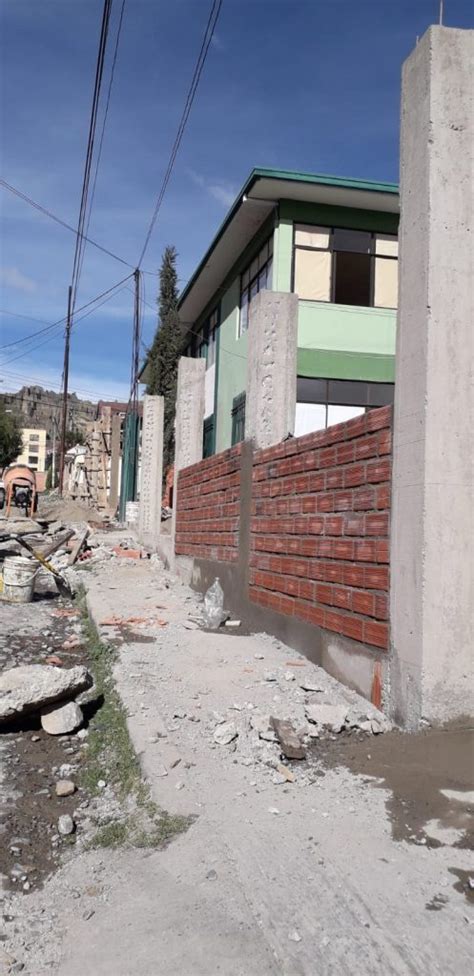 Construyen Muro De Manera Coordinada Entre Alcaldía De La Paz Y La Epi