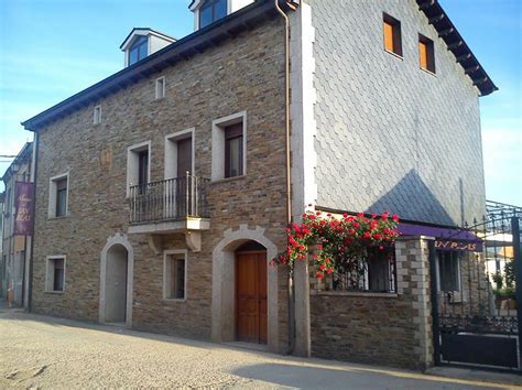 Albergue San Blas El Camino De Santiago De Rayyrosa