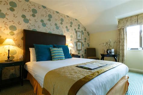 Kingston Lodge Hotel, Kingston Upon Thames | Best deals | lastminute.com