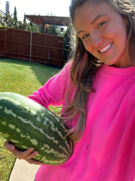 HARVESTING WATERMELON: 3 WAYS TO KNOW IT'S TIME - The Garden Tots