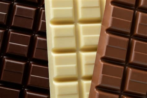 White Milk Or Dark Chocolate Which To Choose Ross Chocolates