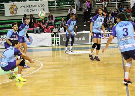 El Electrocash Cáceres consigue la primera victoria de la temporada