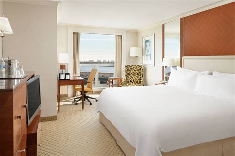 Hotels in Gaslamp Quarter San Diego | Marriott San Diego Gaslamp ...