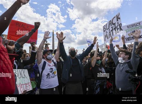 Â Sebastien Muylaert Maxppp Manifestantes Participan En Una