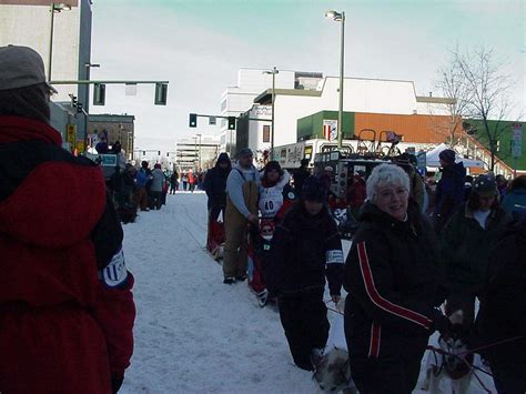 North Wapiti Iditarod 2001 Journal April 2 2001 Ceremonial Start