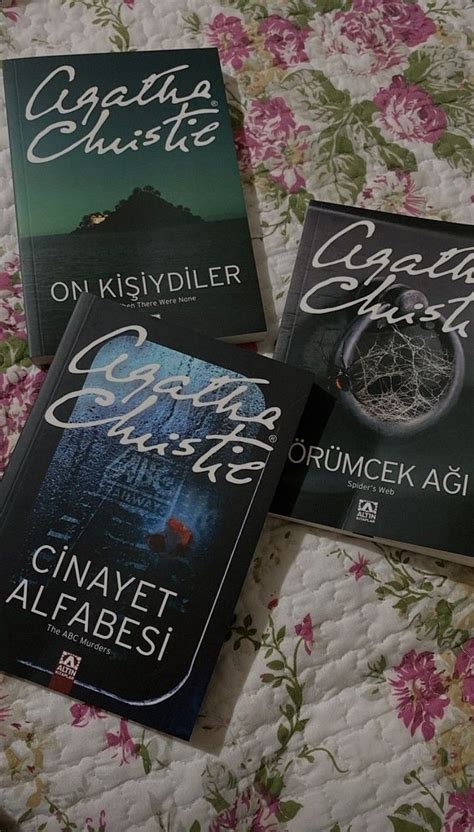 modusvivendi adlı kullanıcının Kitap kulübü panosundaki Pin 2024