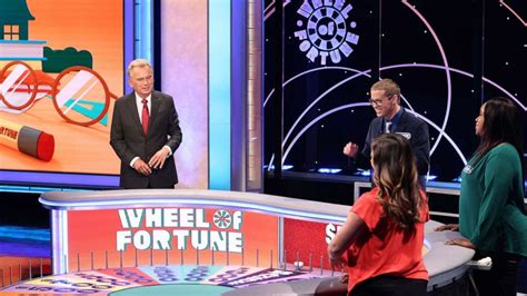 How 'Wheel of Fortune' is changing its set for COVID-19 precautions for ...