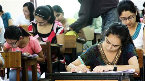 Chalk Out Contingency Plan To Conduct Exams Maharashtra Government