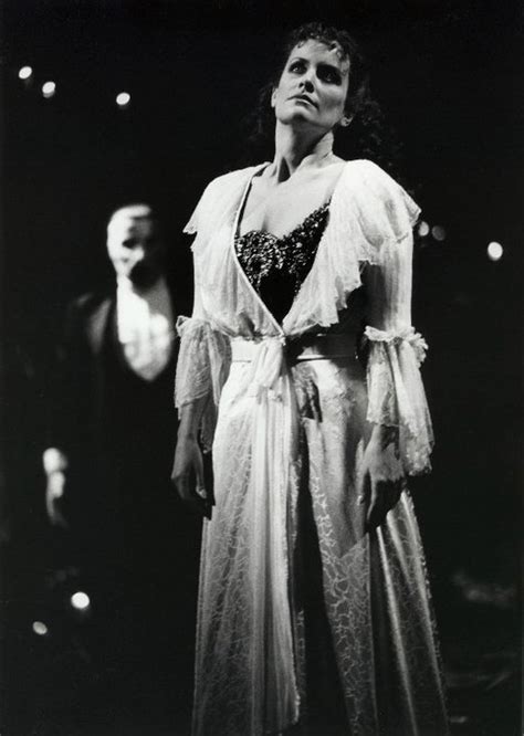 Motn The Phantom Of The Opera 1986 Photo 17980326 Fanpop