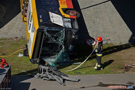 25 06 2020 Wypadek Autobusu W Warszawie 4 Ratownicza Net