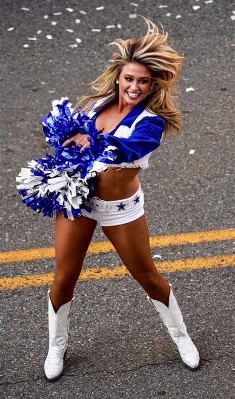 Dallas Cowboys Cheerleaders On Artofit