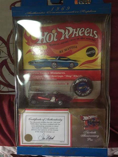 1969 Hot Wheels Authentic Commemorative Replica Twin Mill Red Purple