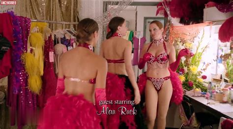 Beth Curry Nuda ~30 Anni In Bunheads