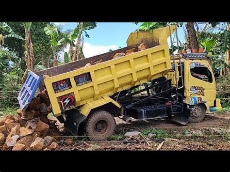 Mobil Dump Truk Canter HD Jomplang Muatan Batu Gunung YouTube