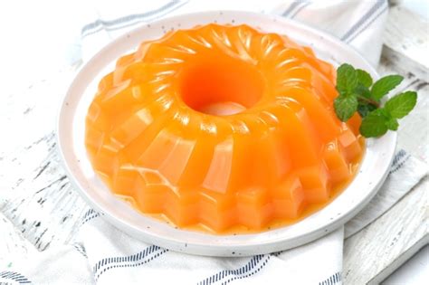 Premium Photo Mango Pudding Jelly Dessert On White Background