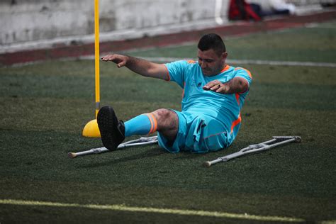 Young Gaza amputees play soccer again after coronavirus curbs eased ...